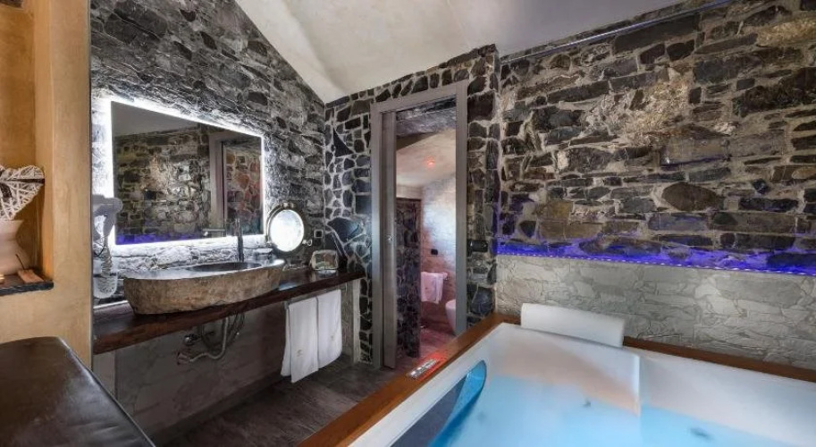 StellaMariS Resort