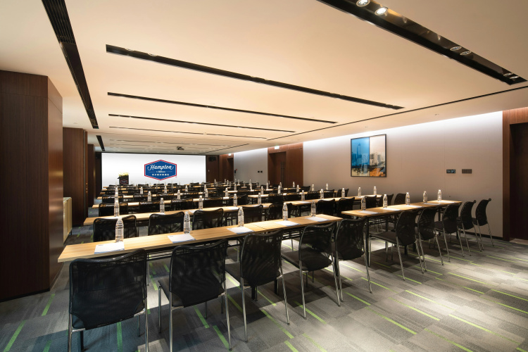 Hampton by Hilton Nanning East Station