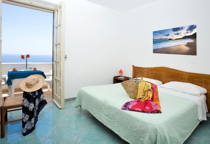 Standard Double room with balcony and with sea view