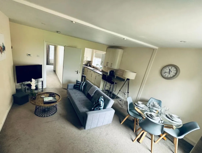 Cozy Regent A Apartment