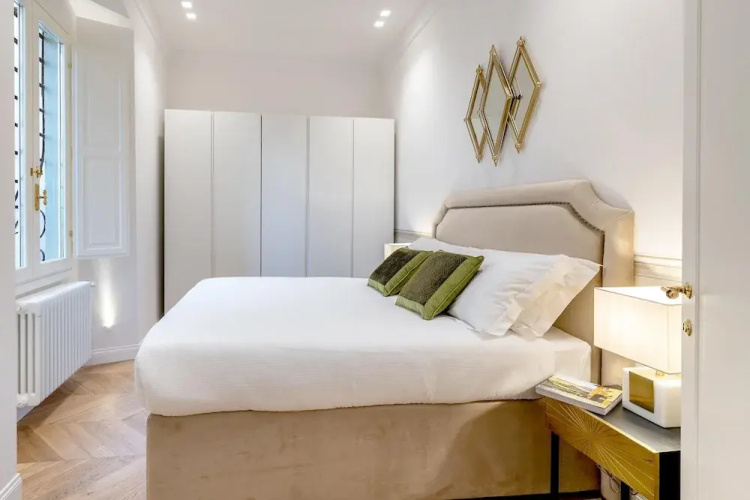 Genteel Home Giraldi
