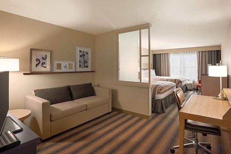Quadruple Suite