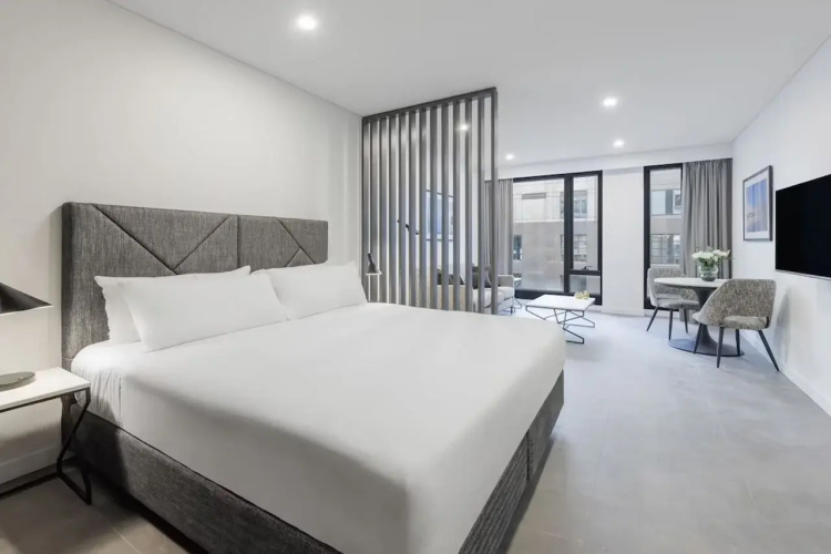 Meriton Suites Melbourne