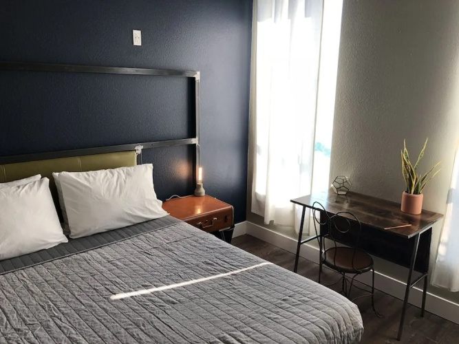 Deep Ellum Hostel