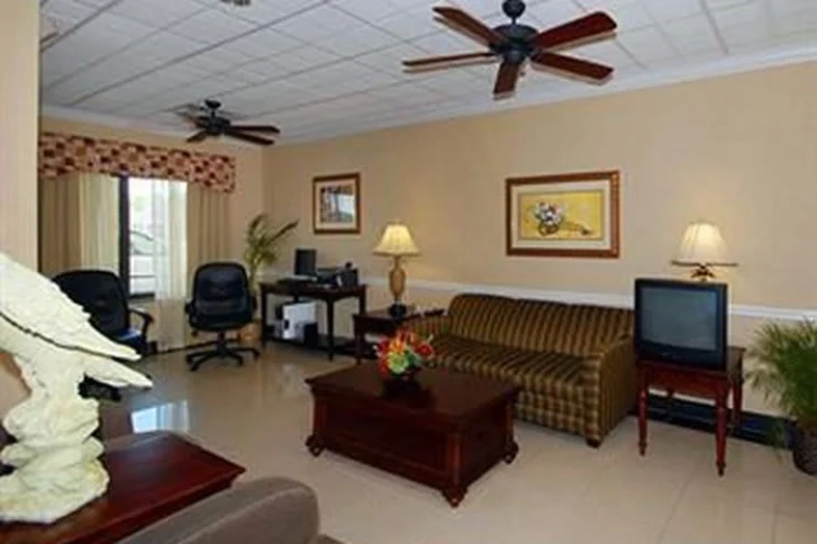 Standard Double Suite