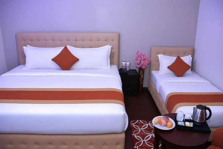 1 Bedroom Deluxe Triple room