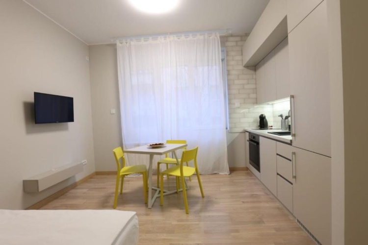 1 Bedroom Apartment