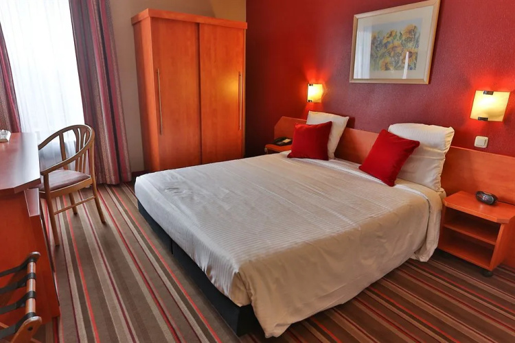 Leonardo Hotel Charleroi