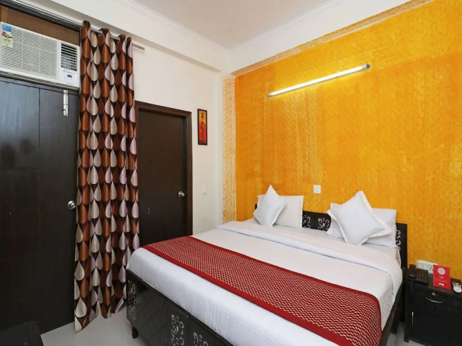 OYO 13046 The City Hospitality