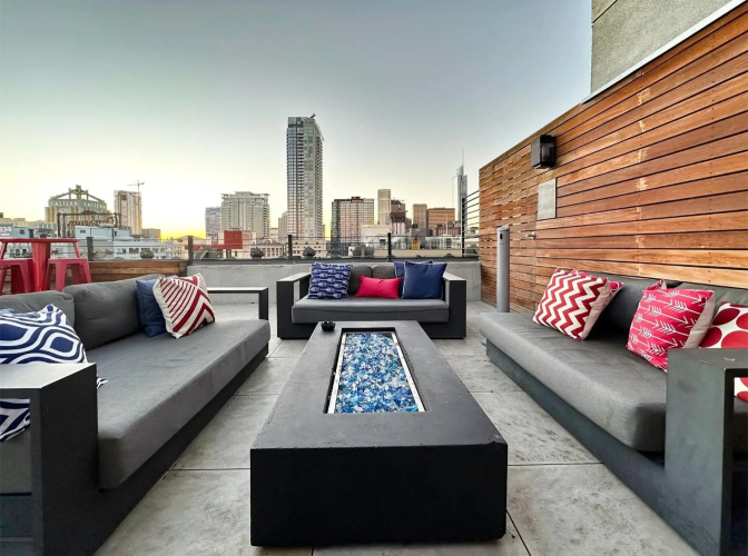 Urban Loft Apartment