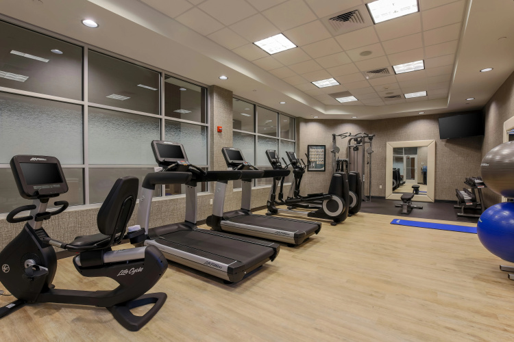DoubleTree by Hilton Evansville photo 24