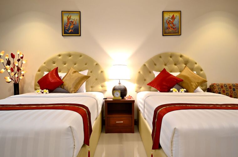 True Siam Phayathai HotelOver view