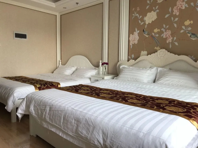 Dalian Xuanya Apartment