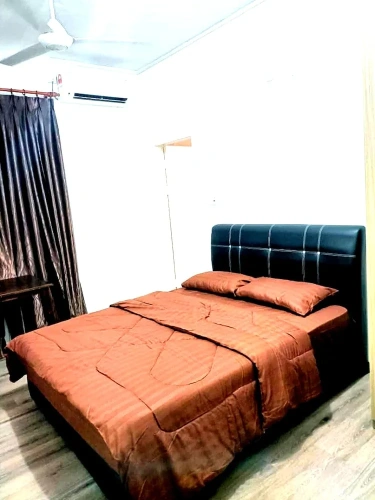 Deluxe Studio