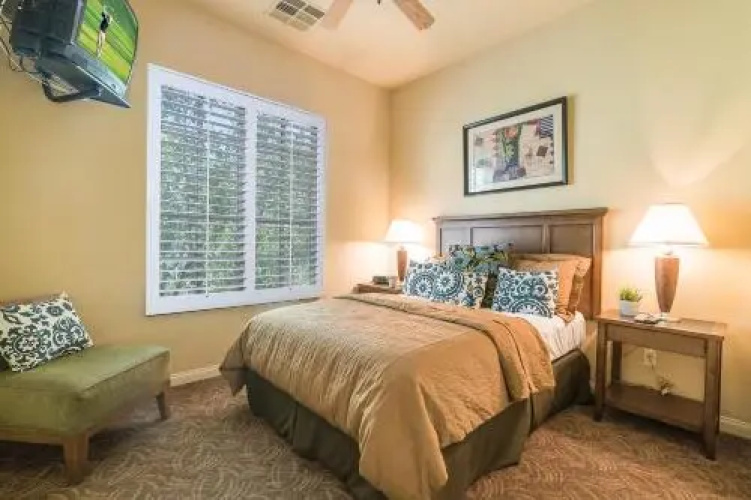 48756 Legacy Drive Condo