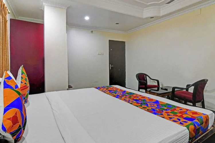 Fabhotel Step Inn I