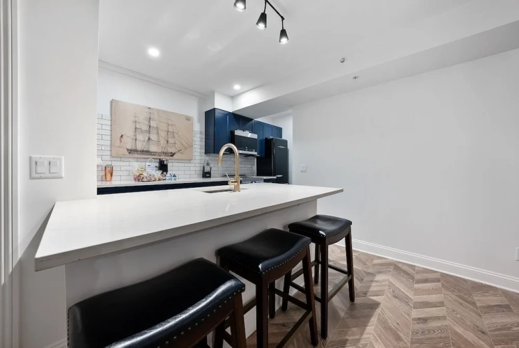 1 Bedroom Standard Suite