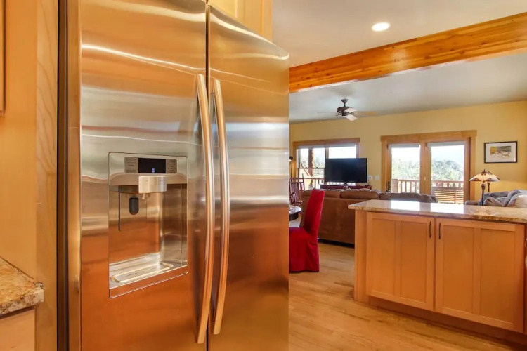 Thunder Mountain S8 2 Bedroom Condo by RedAwning