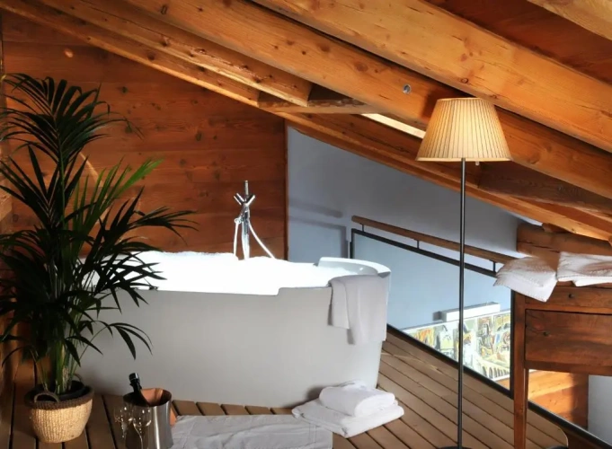 Double Suite