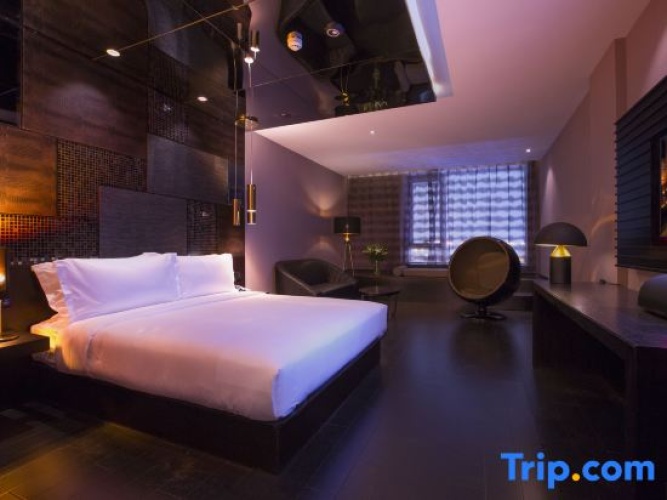 Business Double room with river view