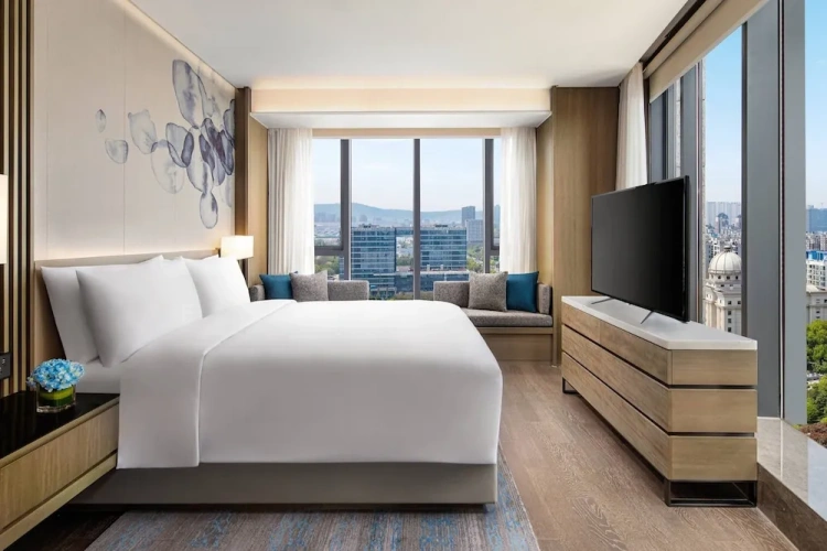 1 Bedroom Executive Suite