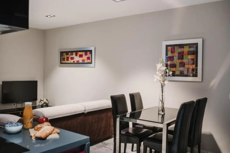 1 Bedroom Superior Apartment