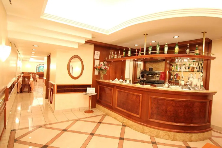 Mokinba Hotels Montebianco