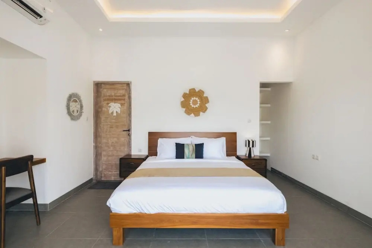 Santai Villa by Betterplace