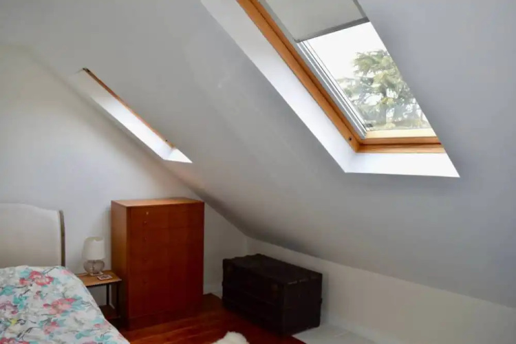 Traditional 2 Bedroom Flat Next to Springfield Park