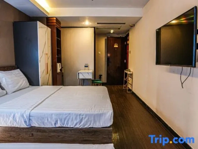 Standard Twin Family room
