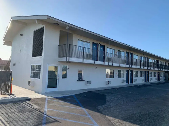 Motel 6 Moreno Valley - Riverside March Air Base - Moreno Valley, CA
