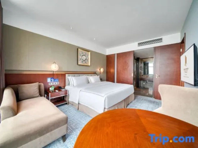 Suite with river view