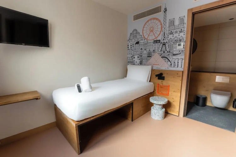 Standard Single room