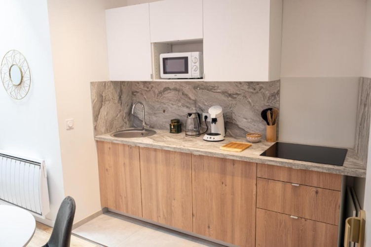 1 Bedroom Apartment