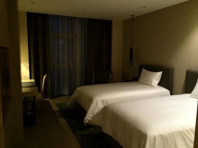 Yitel Hotel