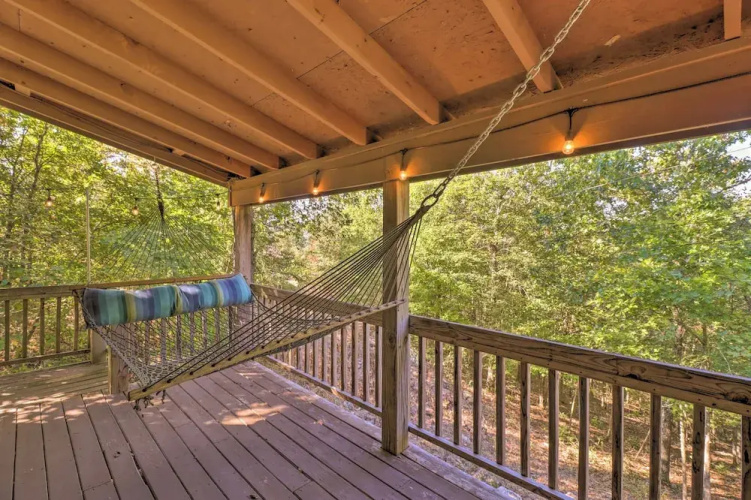Mountain View Cabin w/ Wraparound Deck!