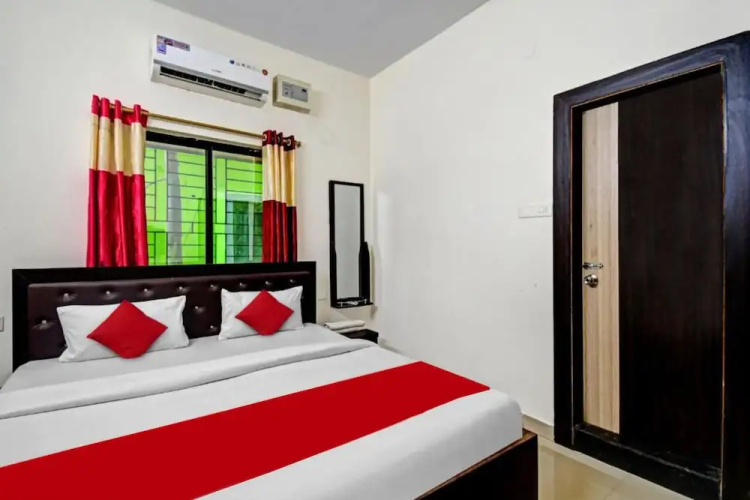 Goroomgo SR Palace Bhubaneswar