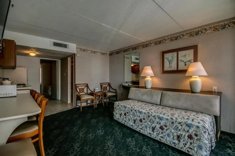 Deluxe Double Suite