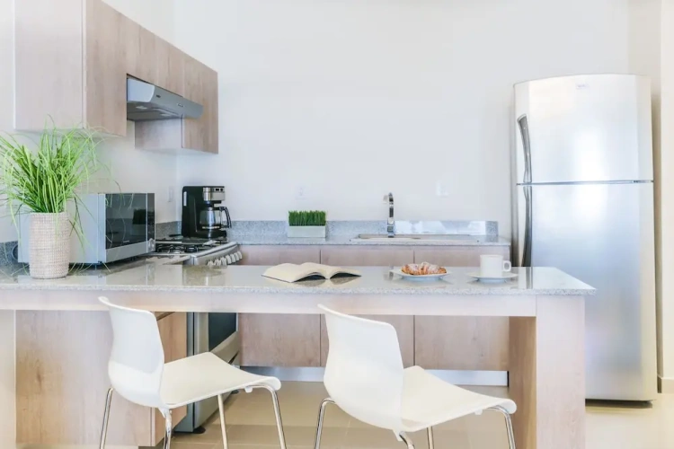 3 Bedrooms Apartment