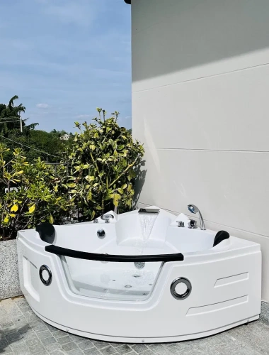 Double Suite with land view