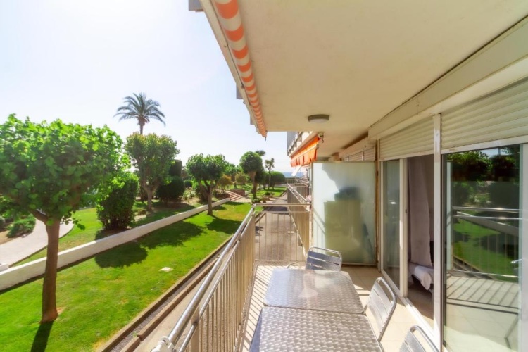 3 Bedrooms Apartment