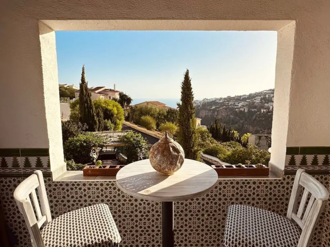 Incredible Views Villa With Private Pool