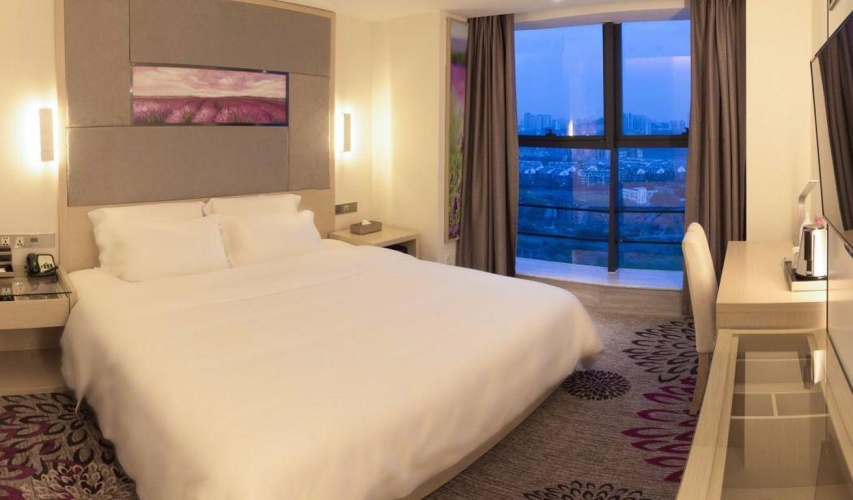 Standard Double room with river view