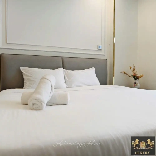 3 Bedrooms Presidential Apartment with balcony and with city view