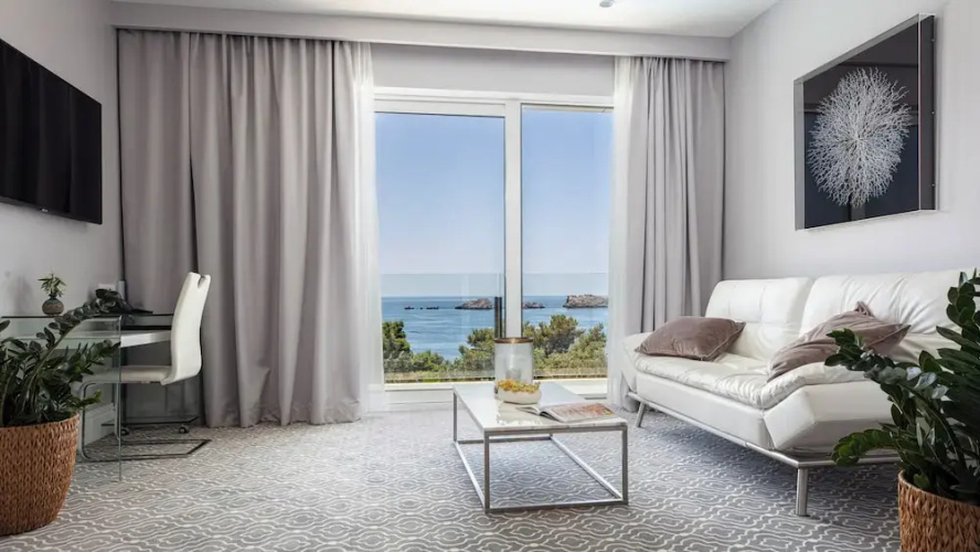 Importanne Suites