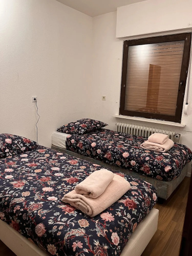 Beautiful 8 Bed Apartment in Hallenberg