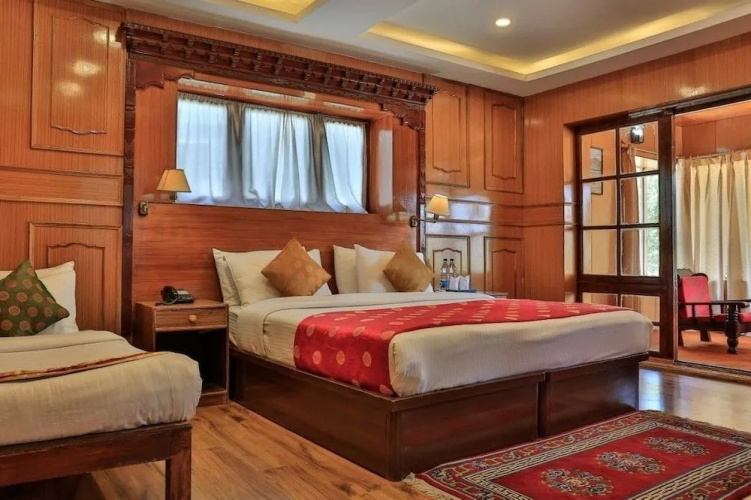 Hotel Lotus