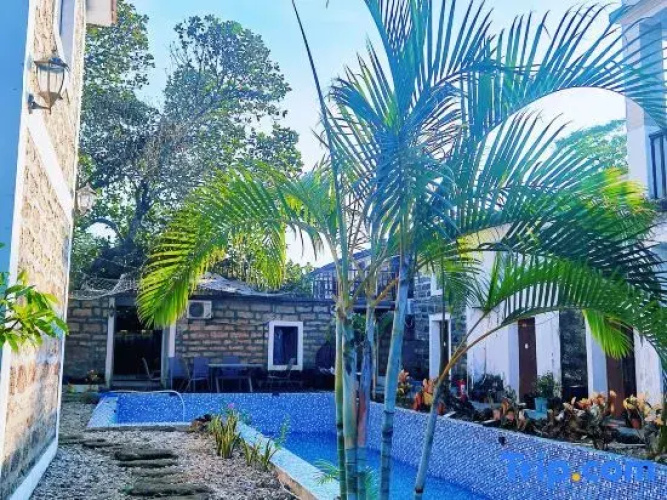 Weizhou Island Bamboo House