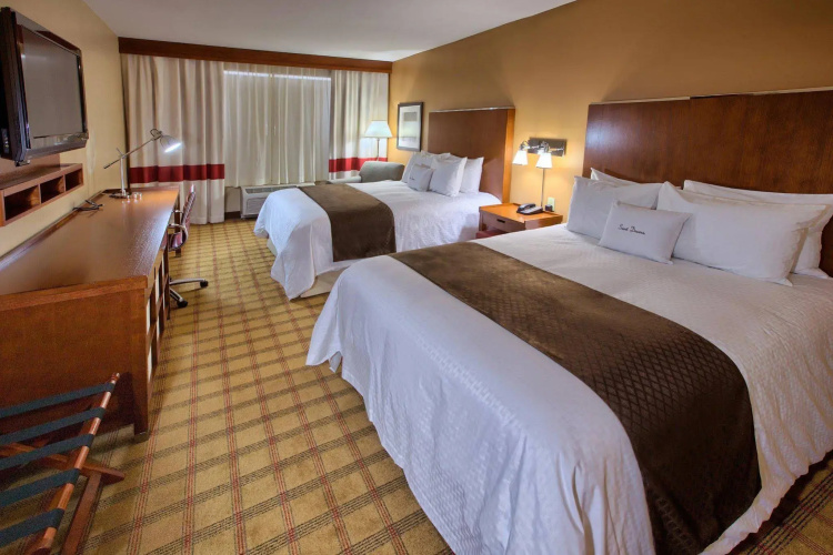 DoubleTree by Hilton Raleigh - Cary