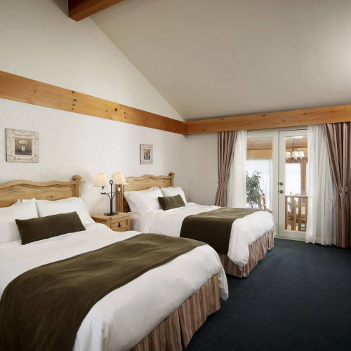 Pinestone Resort & Conference Centre